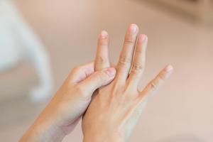 60 секунд массажа пальцев творит чудеса с Вашим телом