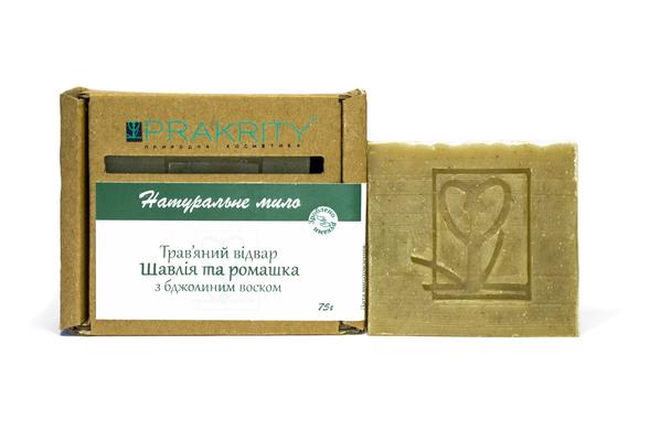 Натуральное мыло «Травяной отвар с пчелиным воском» с отваром шалфея и ромашки, Prakrity, 75 г - фото