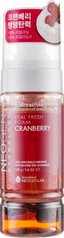 Пінка для вмивання обличчя з ягодами журавлини, Real Fresh Foam Cranberry, Neogen, 160 мл - фото
