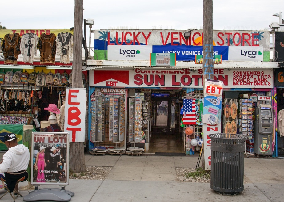 Lucky Venice Store